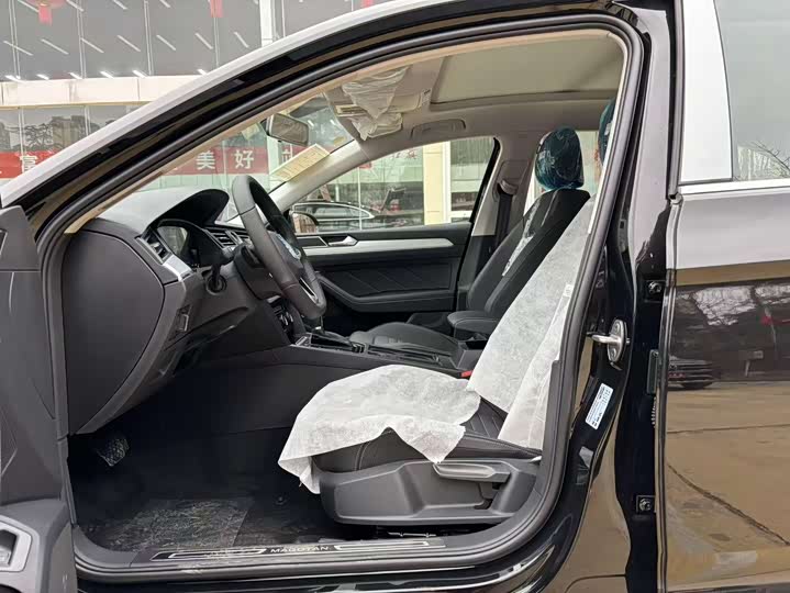 Volkswagen Magotan 2025 2025款 众享款 280TSI DSG舒适型