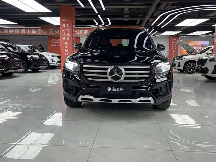 Mercedes-Benz GLB-Class 2025 2025款 GLB 220 时尚型