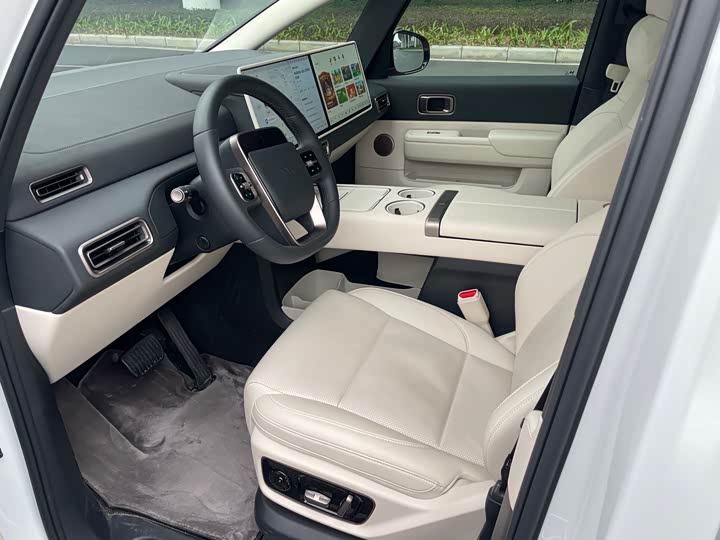 LiXiang Mega 2025 2025款 Home 家庭特别版