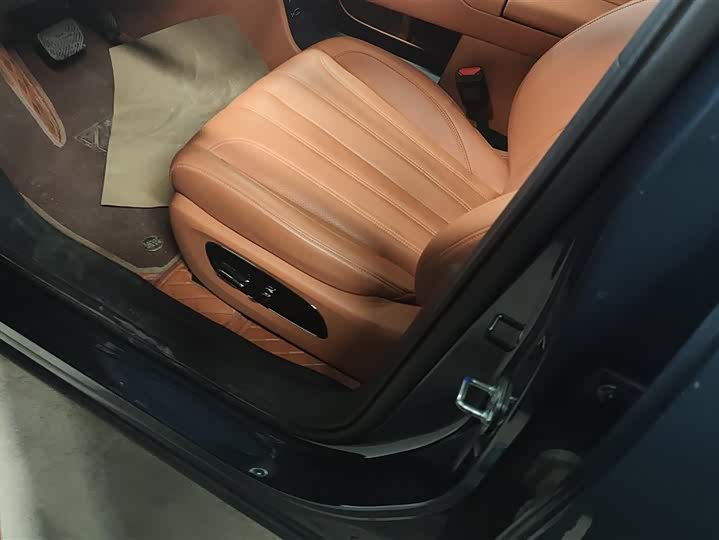 GAC Aion V 2024 2024款 埃安霸王龙 750 智尊版