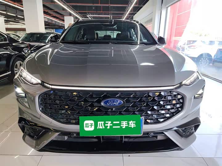 Ford Mondeo 2025 2025款 2.0T EcoBoost E 混动 运动版 ST-Line