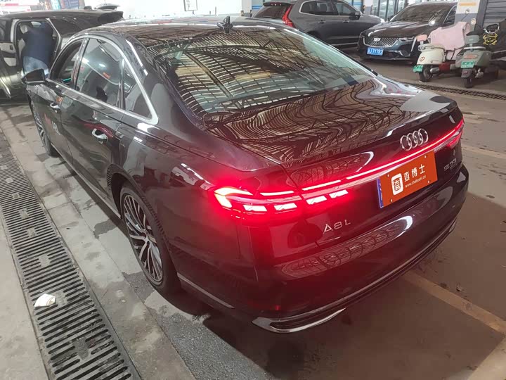 Audi A8 2024 2024款 A8L 55 TFSI quattro 旗舰型