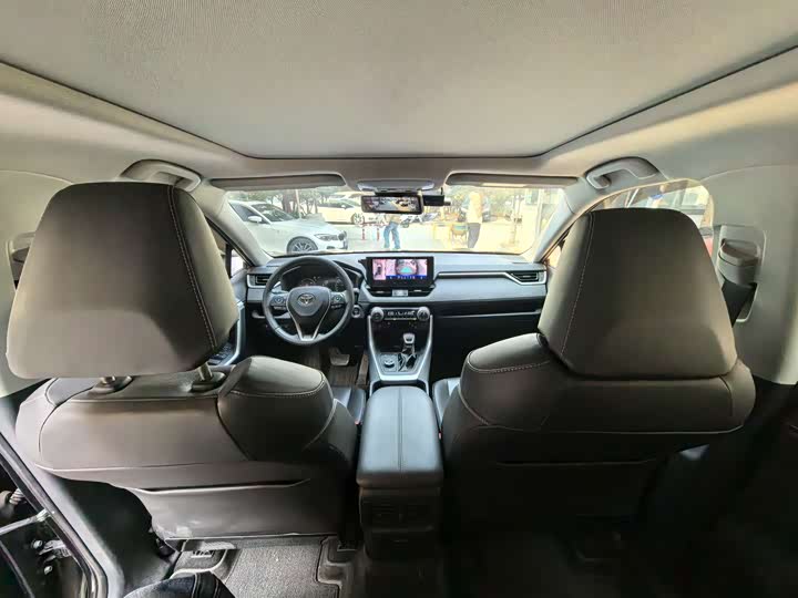 Toyota RAV4 2024 2024款 双擎 2.5L E-CVT四驱精英Plus版