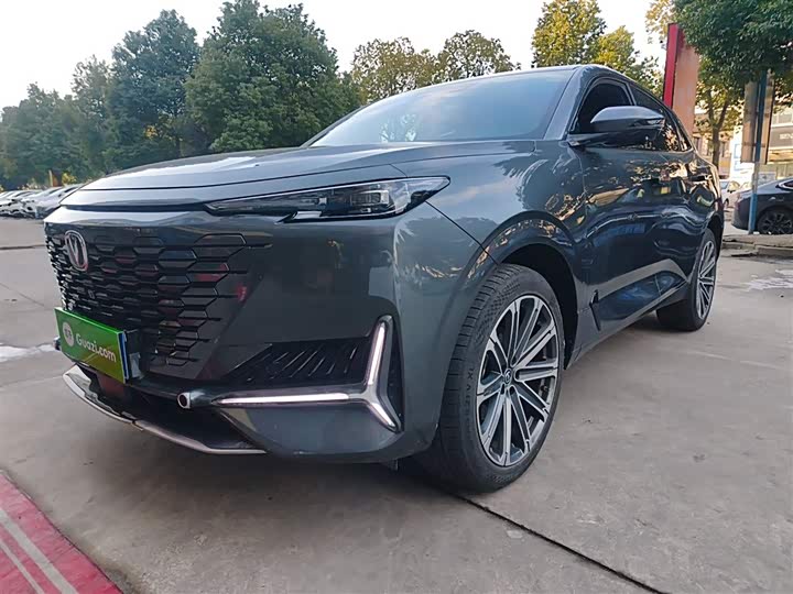 Changan UNI-K 2021 2021款 2.0T 尊贵型