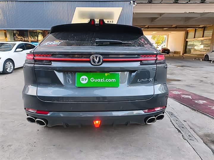 Changan UNI-K 2021 2021款 2.0T 尊贵型
