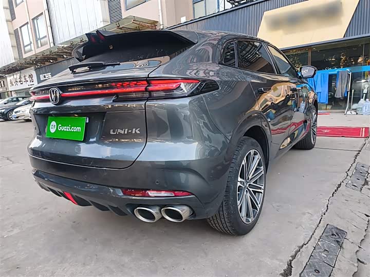 Changan UNI-K 2021 2021款 2.0T 尊贵型