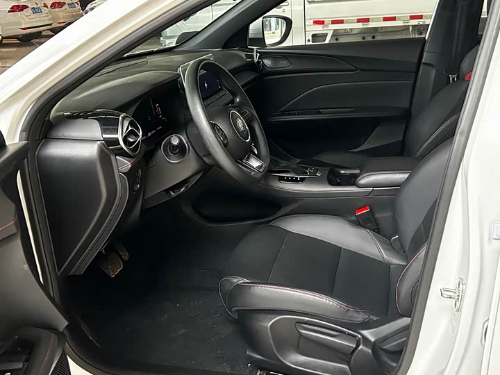 MG Motor 5 2025 2025款 180DVVT 全球豪华版