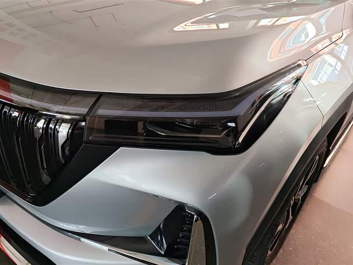 Geely Atlas L 2025 2025款 第四代 1.5TD DCT 启程