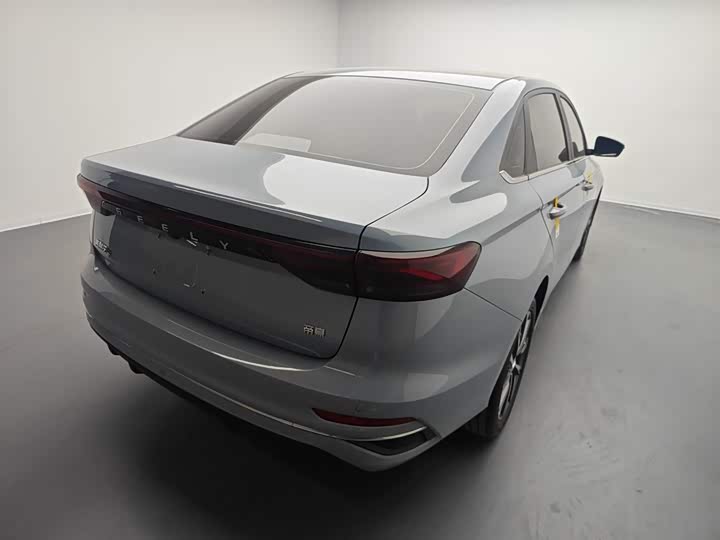 Geely Emgrand 2025 2025款 第4代 1.5L CVT尊贵型