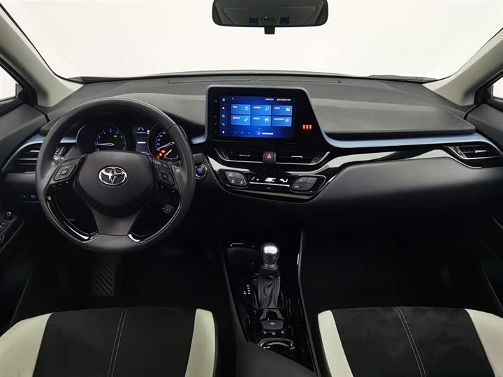 Toyota Izoa 2022 2022款 2.0L SPORT版