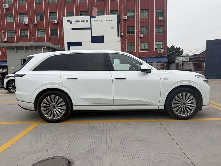 Nio Onvo L90 2025 2025款 Ultra 六座版