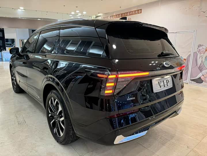 Ford Edge 2025 2025款 锐界L 2.0T EcoBoost E混动四驱七座至尊型