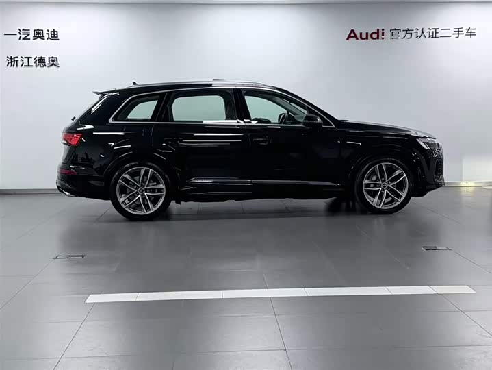 Audi Q7 2024 2024款 45 TFSI quattro S line运动型