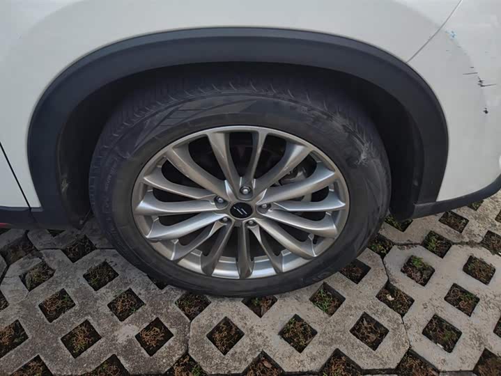 Changan Oshan X7 Plus 2022 2022款 1.5T 蓝鲸版自动尊贵型