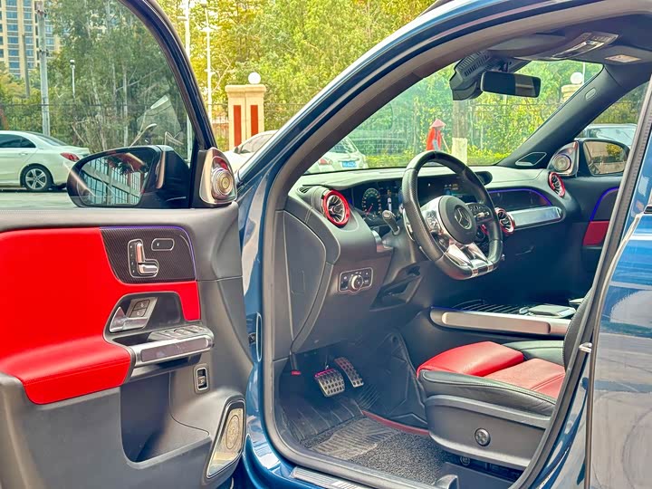 Mercedes-Benz GLB-Class AMG 2022 2022款 AMG GLB 35 4MATIC