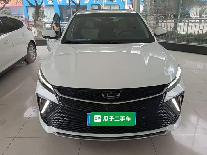 Geely Emgrand L 2022 2022款 1.4T CVT旗舰型