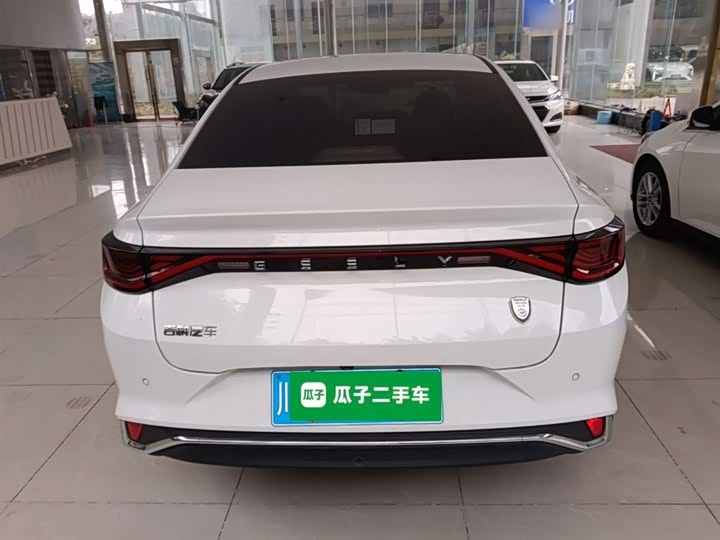 Geely Emgrand L 2022 2022款 1.4T CVT旗舰型