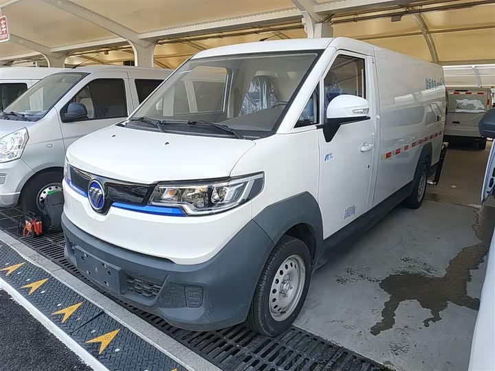 Foton Smart Smurf E7 2024 2024款 改款 纯电动厢式运输车 平顶2座 宁德时代46.36kWh