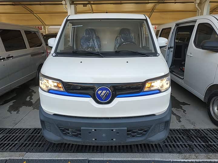 Foton Smart Smurf E7 2024 2024款 改款 纯电动厢式运输车 平顶2座 宁德时代46.36kWh