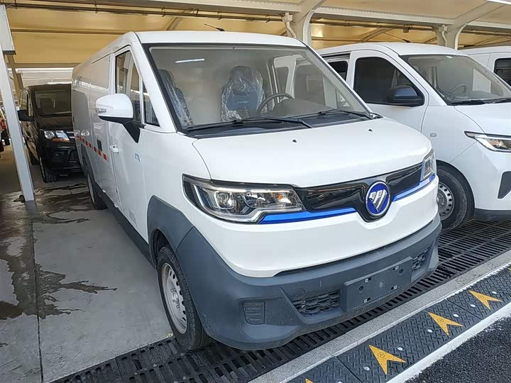 Foton Smart Smurf E7 2024 2024款 改款 纯电动厢式运输车 平顶2座 宁德时代46.36kWh