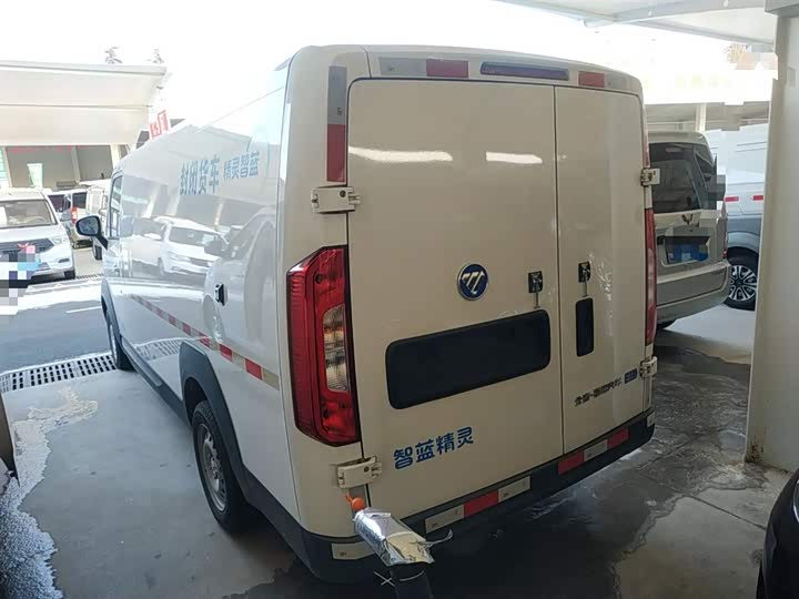 Foton Smart Smurf E7 2024 2024款 改款 纯电动厢式运输车 平顶2座 宁德时代46.36kWh