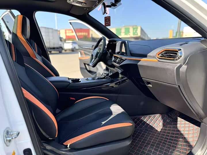 Changan Oshan X5 2022 2022款 运动版 1.5T DCT旋风冲锋