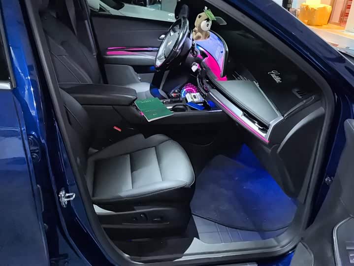 Cadillac XT4 2024 2024款 28T 两驱豪华型