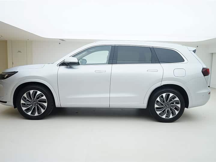 Aito M7 2024 2024款 1.5T 后驱Plus版 5座