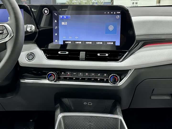 Chevrolet Equinox Plus 2024 2024款 155km ACTIV 至臻版