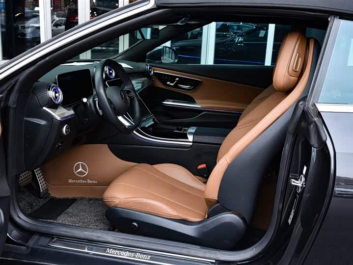 Mercedes-Benz CLE-Class 2024 2024款 CLE 260 敞篷轿跑车