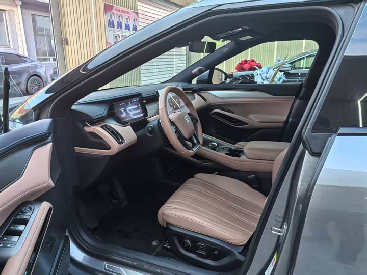 BYD Song L 2025 2025款 智驾版 662km 激光雷达卓越型