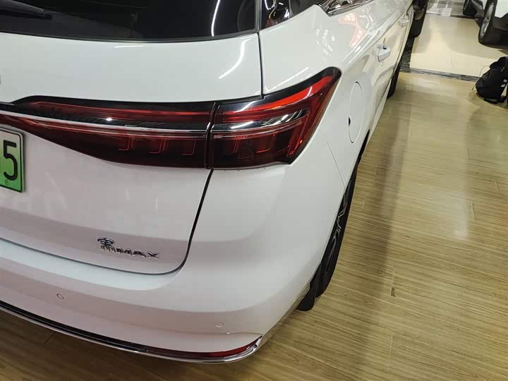 BYD Song Max Hybrid 2022 2022款 DM-i 105KM 行政版