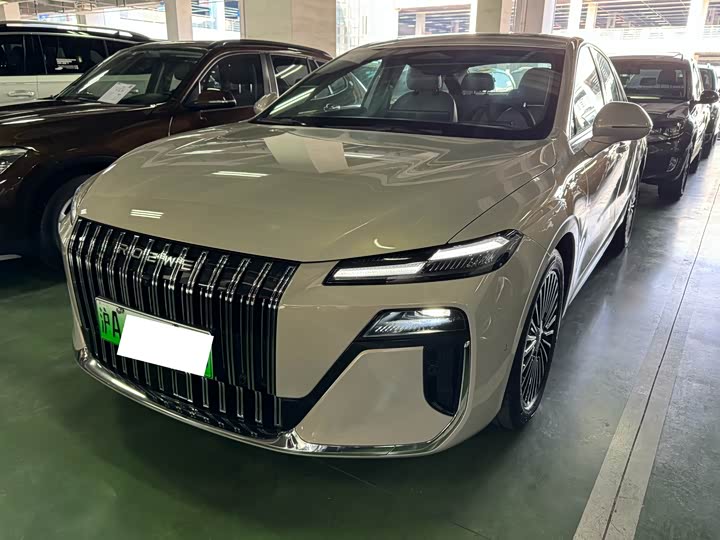 2025 Roewe M7 DMH
