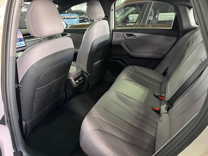 Roewe M7 DMH 2025 2025款 160km科技版