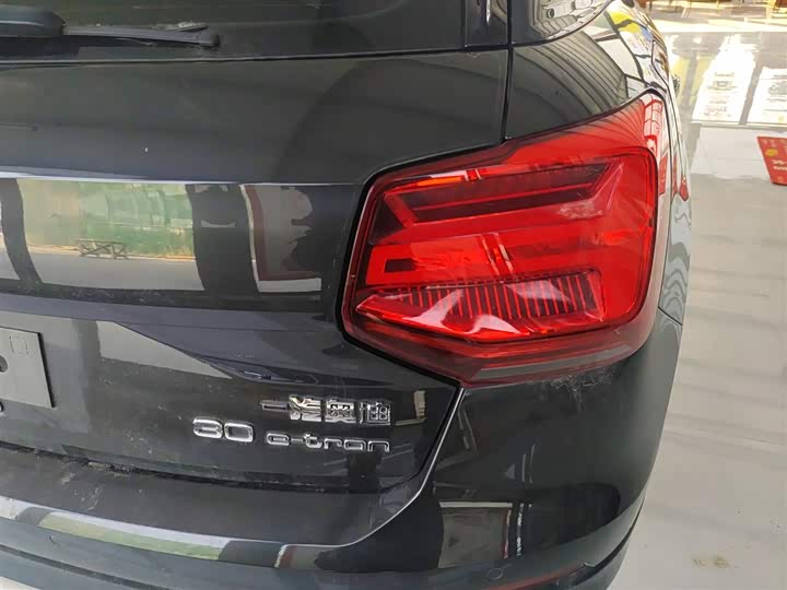 Audi Q2L e-tron 2019 2019款 Q2L e-tron 纯电智享型