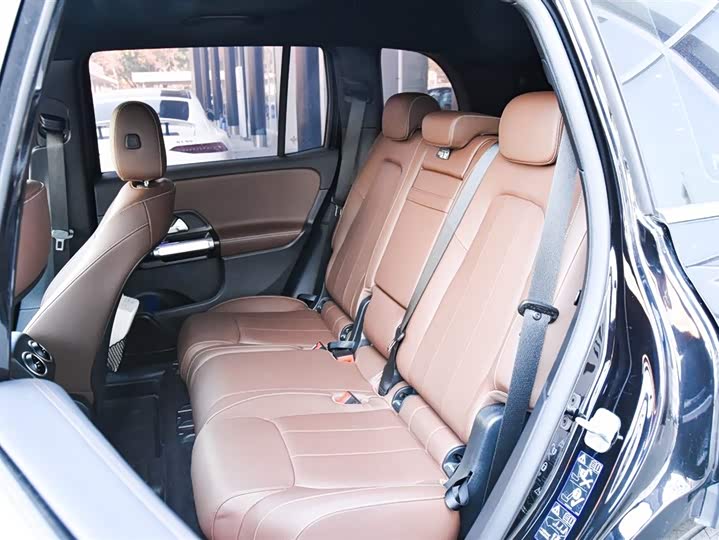 2025 Mercedes-Benz GLB-Class