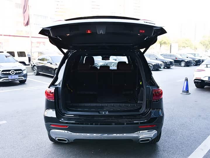 Mercedes-Benz GLB-Class 2025 2025款 GLB 220 时尚型