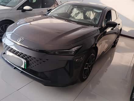 Changan UNI-V Hybrid 2024 2024款 蓝鲸智电iDD 136km 智趣型