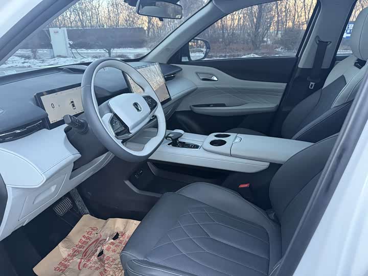 Changan UNI-Z Hybrid 2025 2025款 智慧新蓝鲸 125km 战舰版