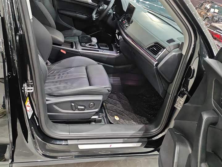 Audi Q5L Sportback 2022 2022款 45 TFSI 豪华型