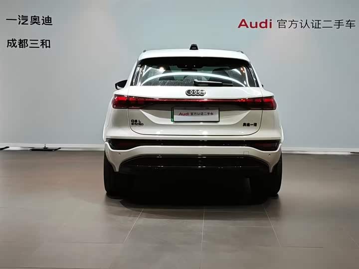 Audi Q6L e-tron 2026 2026款 首发领航版