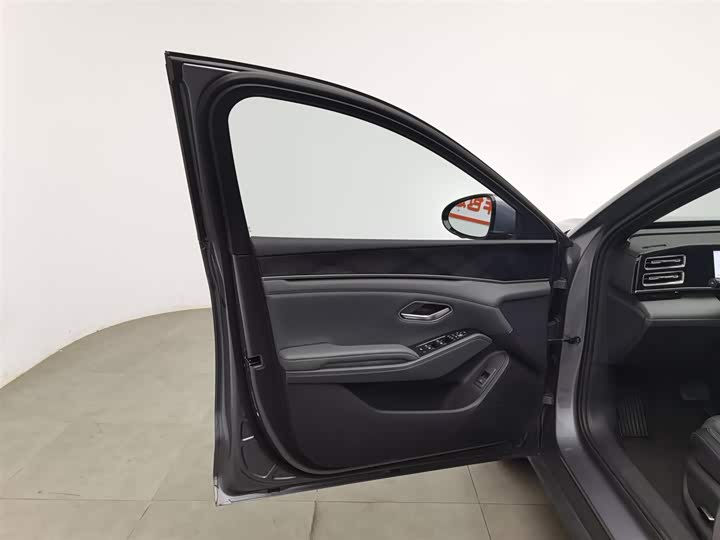 BYD Qin L 2025 2025款 DM-i 智驾版 120KM超越型