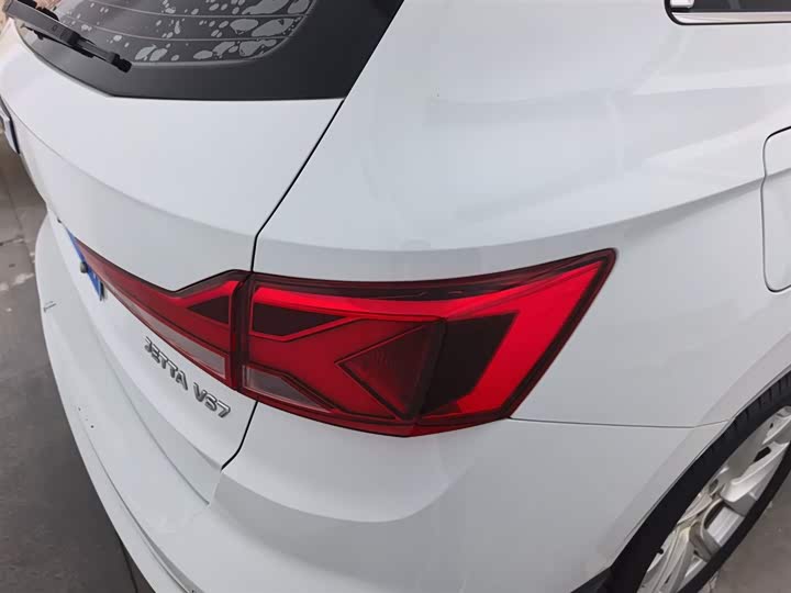 Jetta VS7 2023 2023款 280TSI 自动进取版