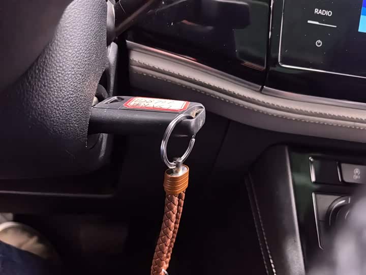 Jetta VS7 2023 2023款 280TSI 自动进取版