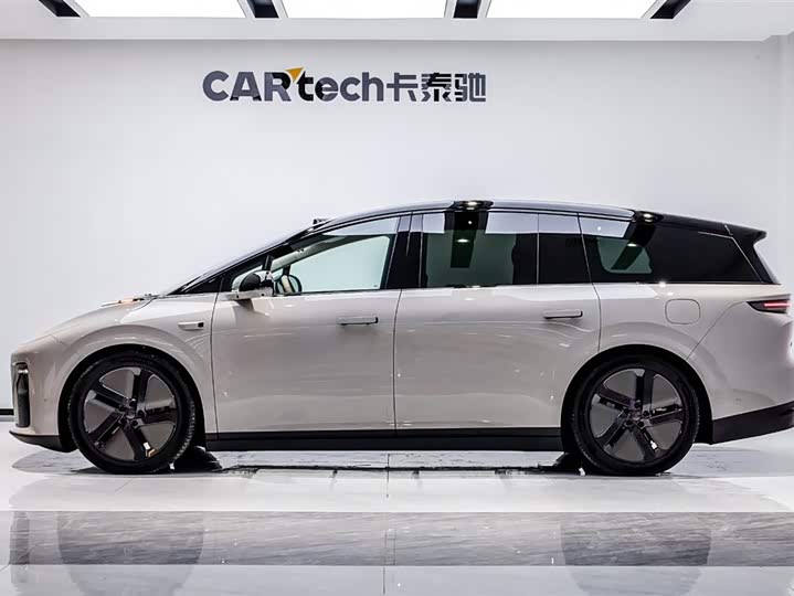 LiXiang i8 2025 2025款 标准版