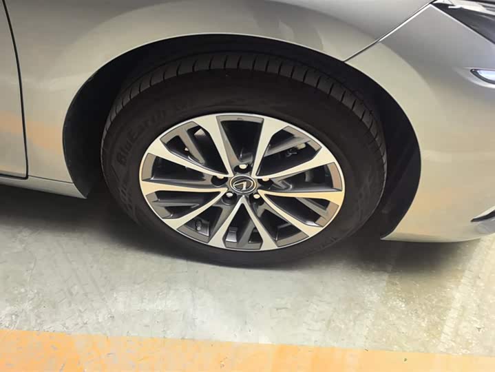 Lexus ES 2025 2025款 200 臻享版