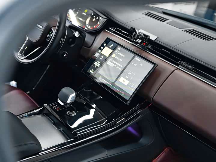 Land Rover Range Rover Sport 2024 2024款 400PS Dynamic HSE