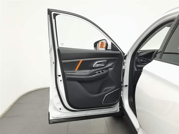 Changan Oshan X7 Plus 2022 2022款 1.5T 蓝鲸版自动Geeker领航型