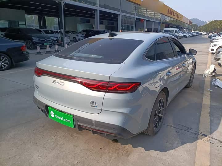 BYD Qin L 2025 2025款 DM-i 智驾版 120KM超越型