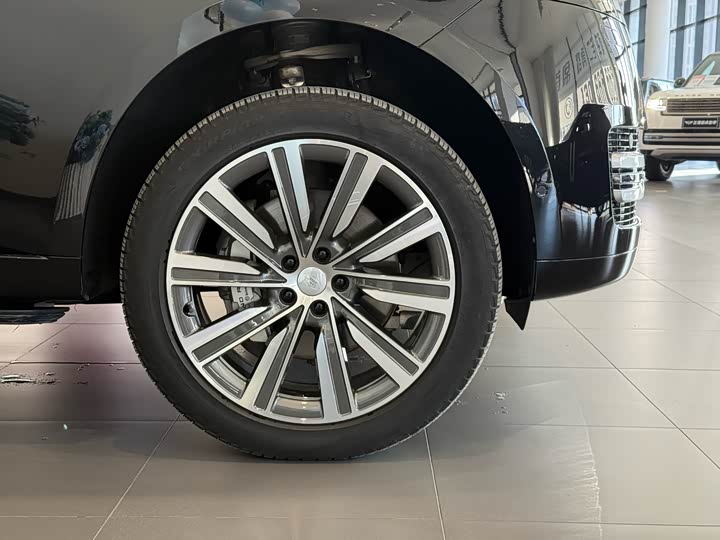 2025 Land Rover Range Rover